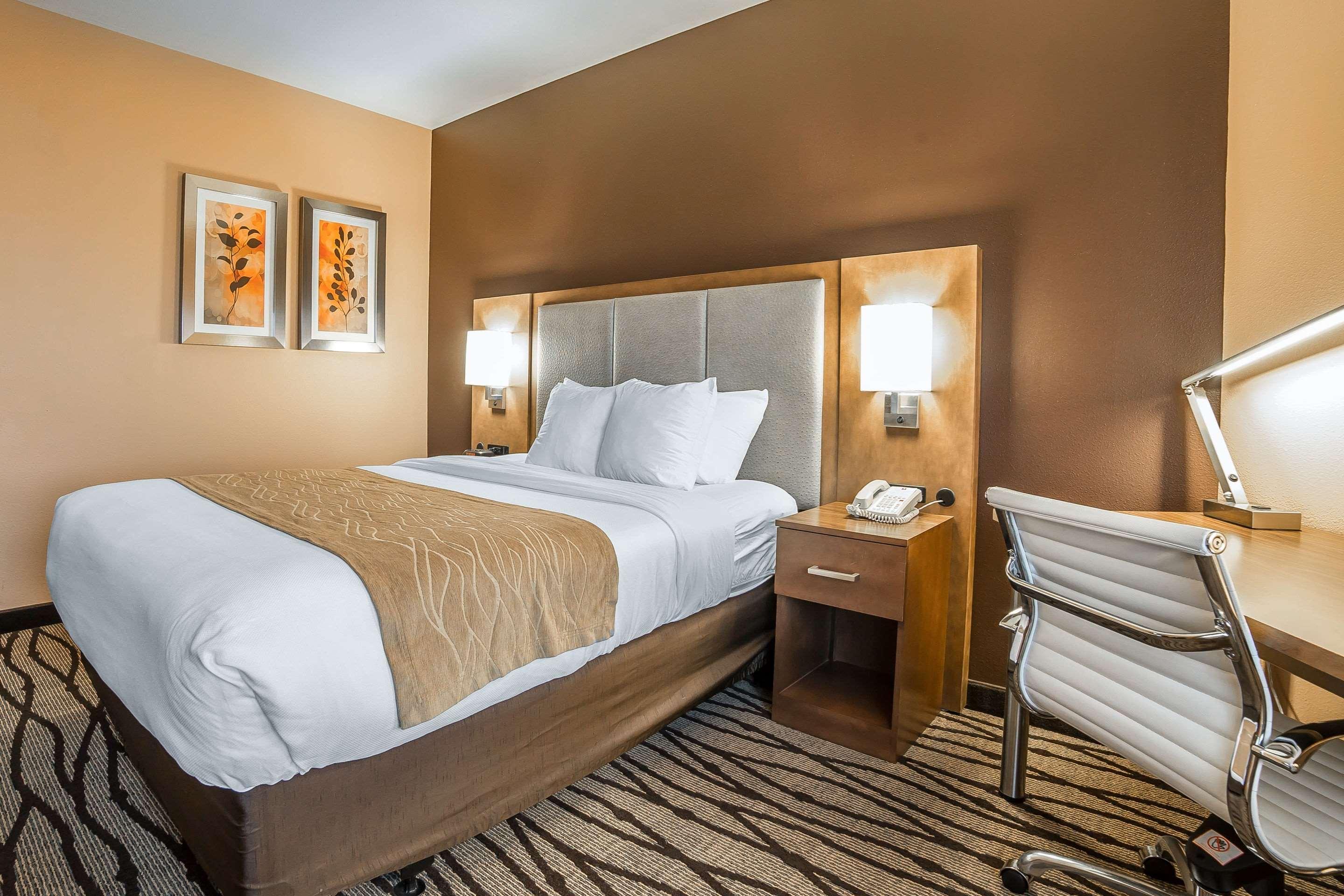 Comfort Inn & Suites Market - Airport Great Falls Bagian luar foto