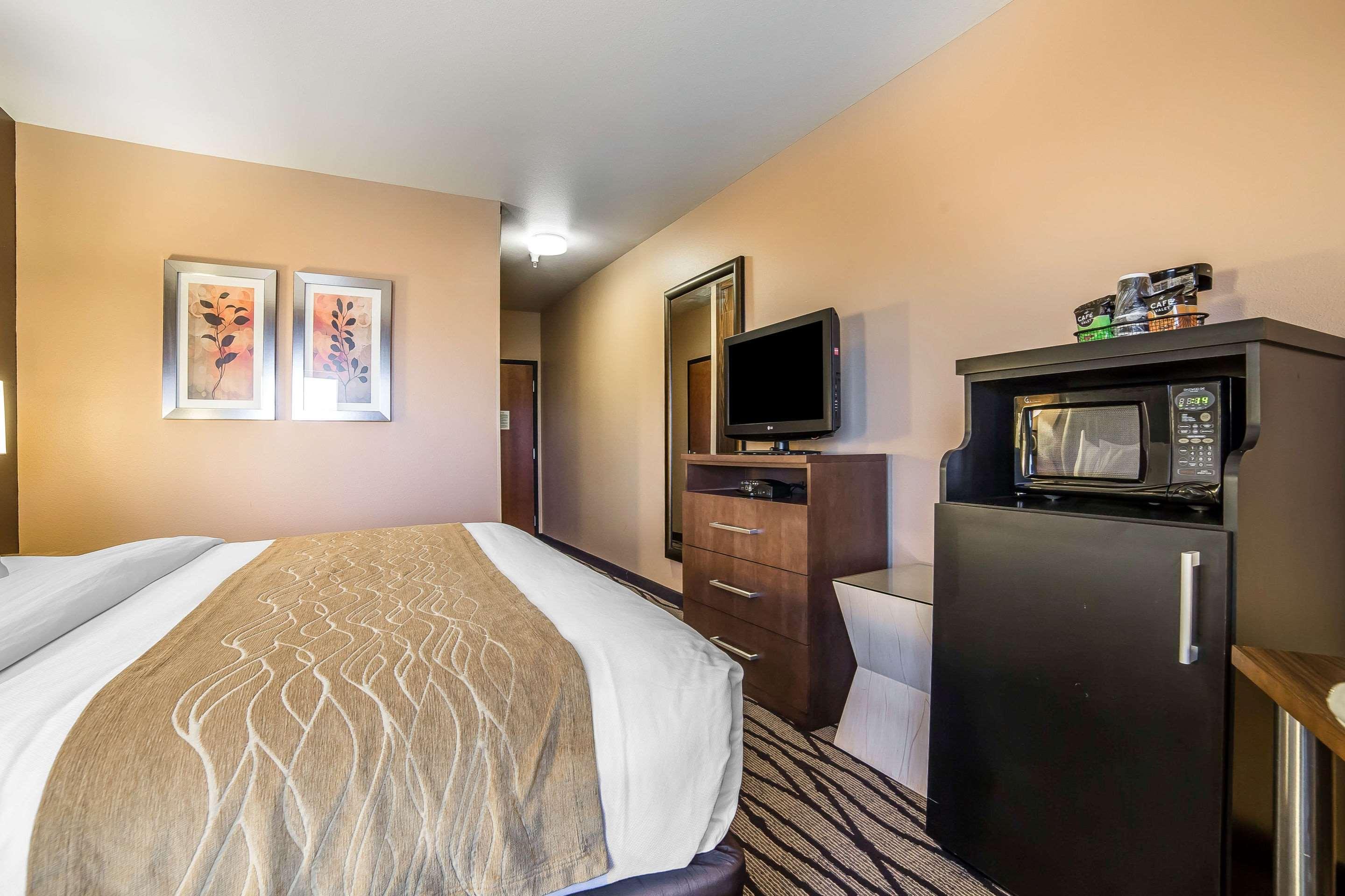 Comfort Inn & Suites Market - Airport Great Falls Bagian luar foto