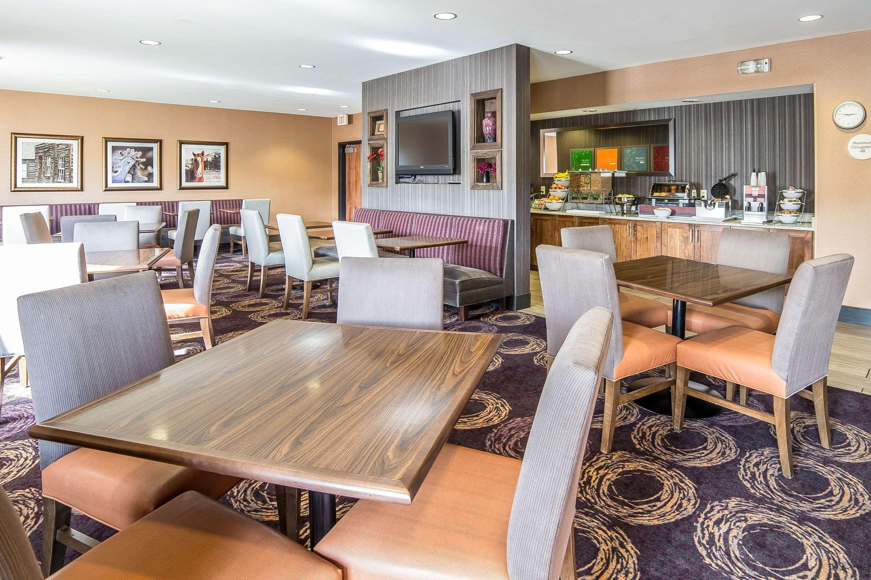 Comfort Inn & Suites Market - Airport Great Falls Bagian luar foto