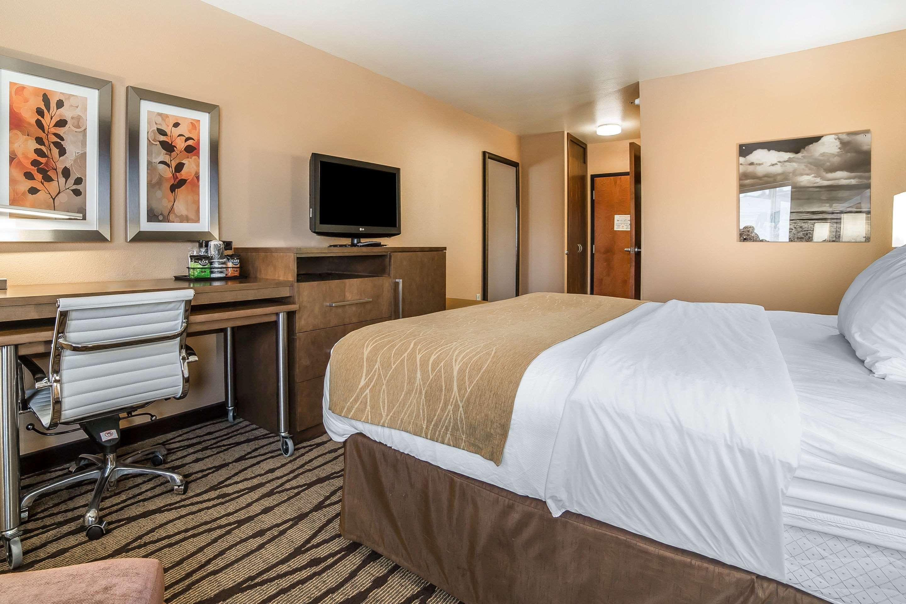 Comfort Inn & Suites Market - Airport Great Falls Bagian luar foto