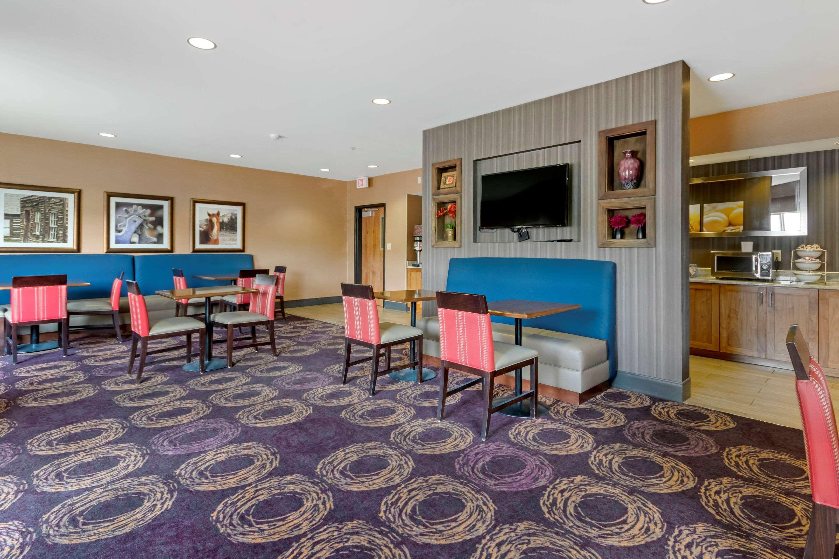 Comfort Inn & Suites Market - Airport Great Falls Bagian luar foto