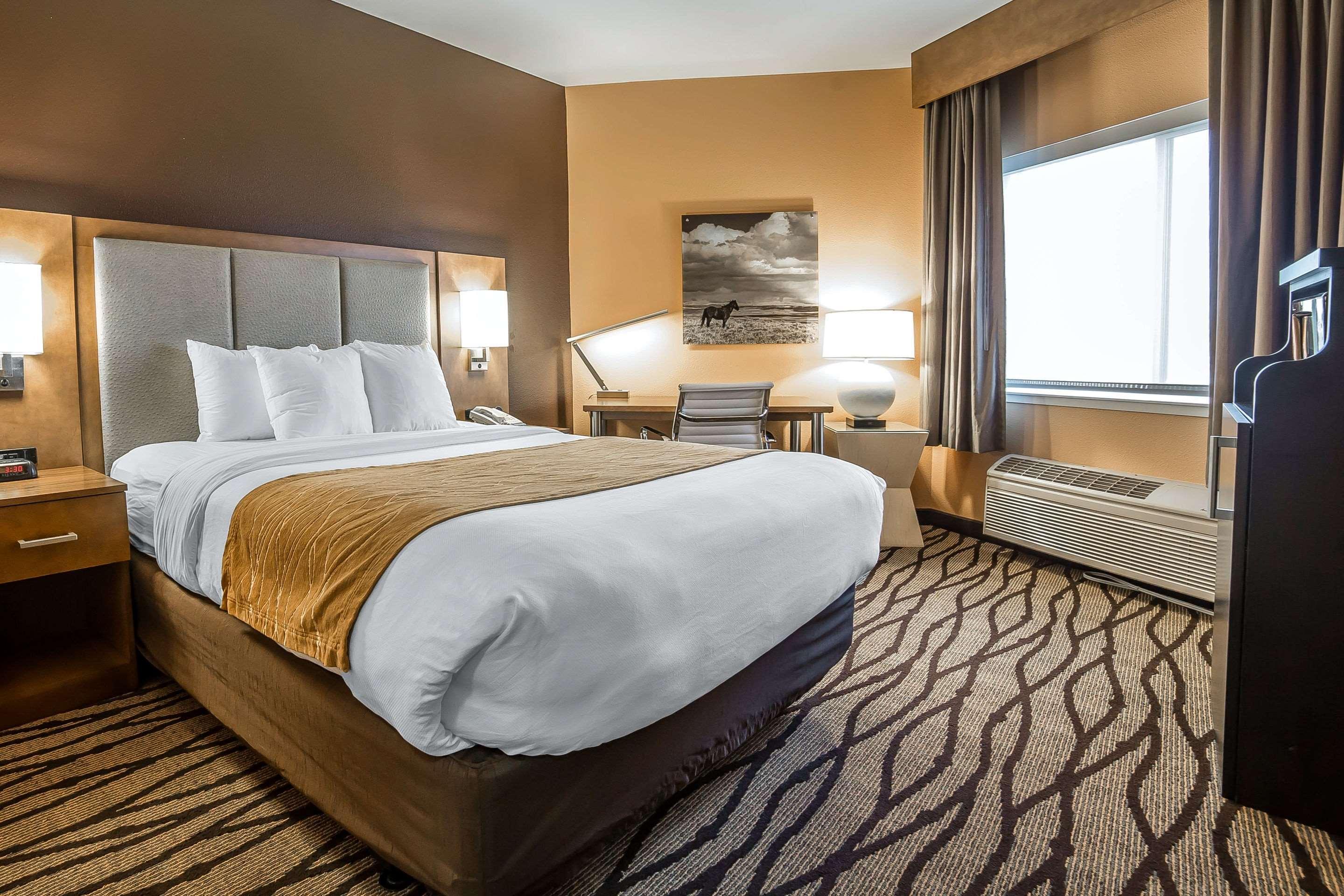 Comfort Inn & Suites Market - Airport Great Falls Bagian luar foto